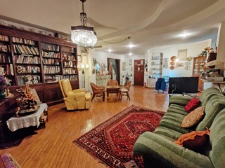 Appartamento in Vendita a Pisa, 280'000€, 145 m², con Box