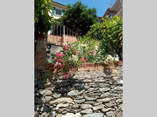 Casa Indipendente in Vendita a Ameglia, 220'000&euro;, 180 m², arredato