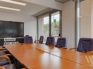 Ufficio in Affitto a Roma, 3'000&euro;, 140 m²