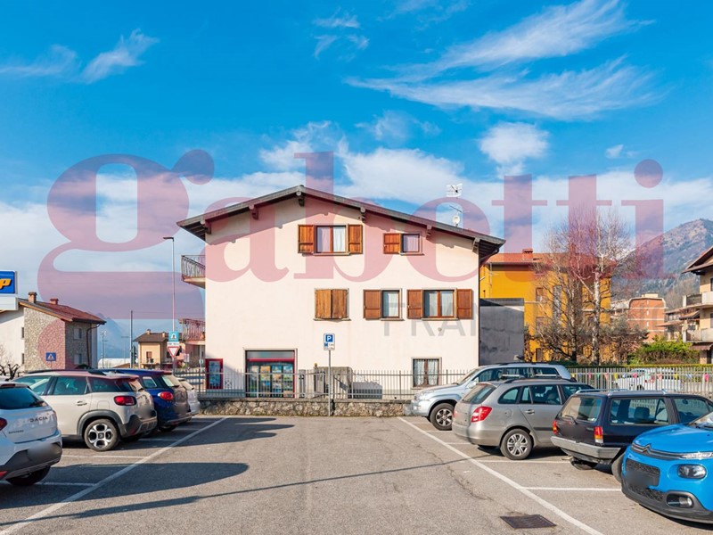 Bilocale in Vendita a Rovetta, 60'000€, 50 m²