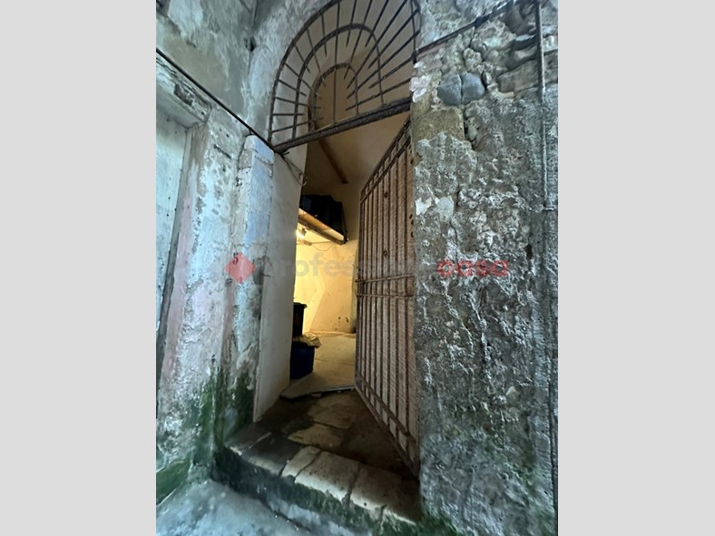 Magazzino in Vendita a Gaeta, 58'000€, 50 m²