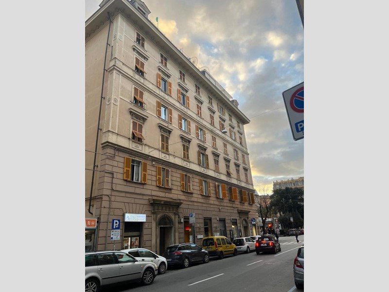 Appartamento in Vendita a Genova, zona San Fruttuoso, 135'000€, 80 m², arredato