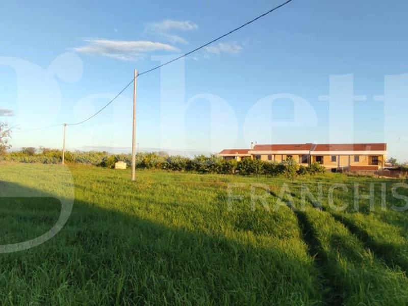 Terreno edificabile in Vendita a Avola, 60'000€, 2800 m²