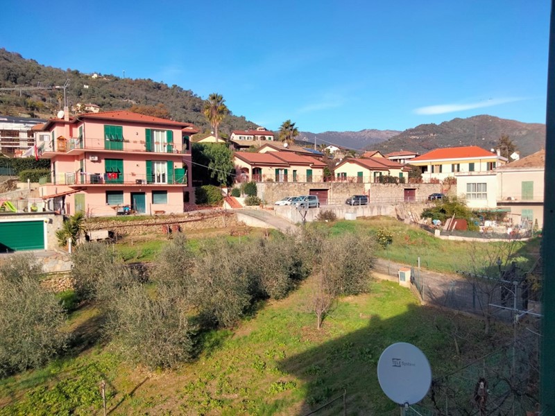 Appartamento in Vendita a Dolceacqua, 270'000€, 155 m²