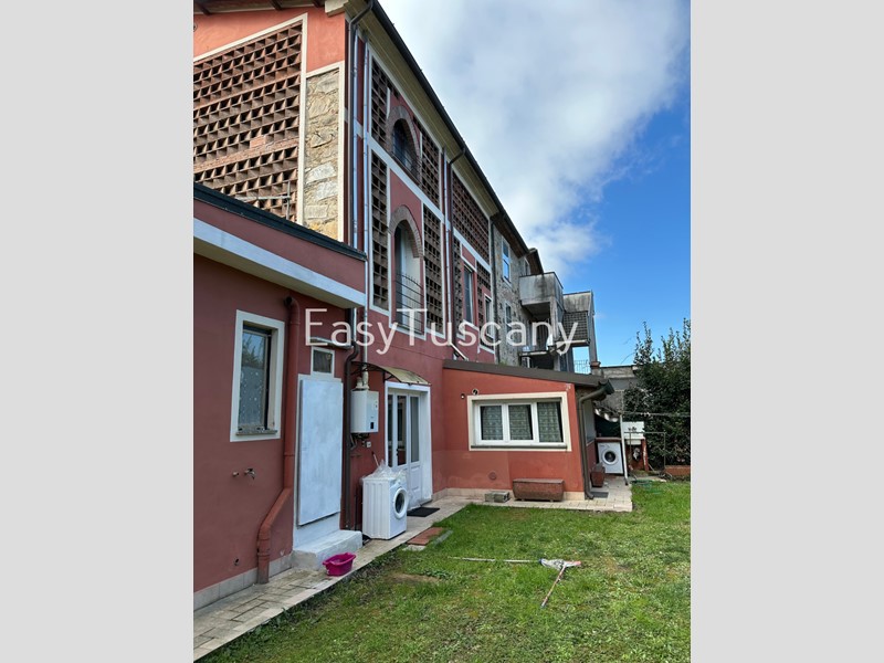 Casa Indipendente in Vendita a Lucca, 199'000€, 121 m²