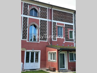 Casa Indipendente in Vendita a Lucca, 199'000&euro;, 121 m²