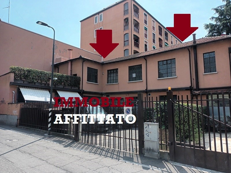 Laboratorio in Affitto a Milano, zona Affori via Alessandro Astesani 16, angolo via Sestini , 130 m²