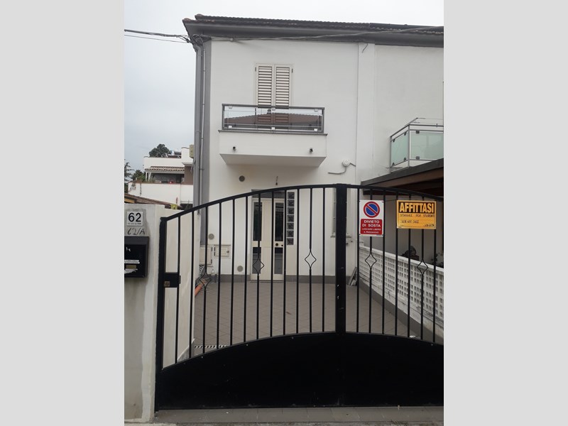 Casa Indipendente in Vendita a Chieti, zona Chieti Scalo, 125'000€, 110 m²