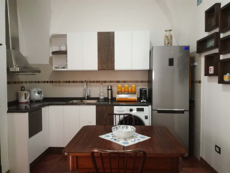 Casa Indipendente in Vendita a Ceglie Messapica, zona centrale, 100'000€, 34 m², arredato