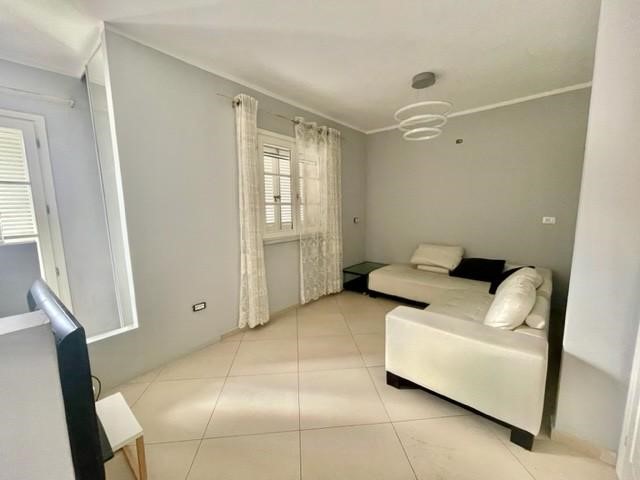 Quadrilocale in Vendita a Crespina Lorenzana, zona Cenaia, 189'000€, 110 m²