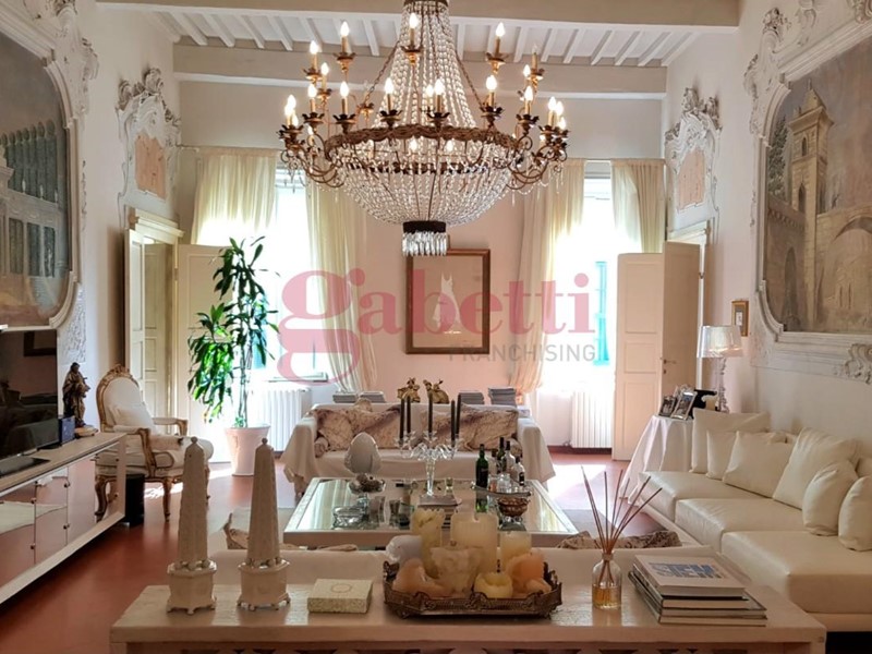 Appartamento in Vendita a Pisa, 689'000€, 216 m²