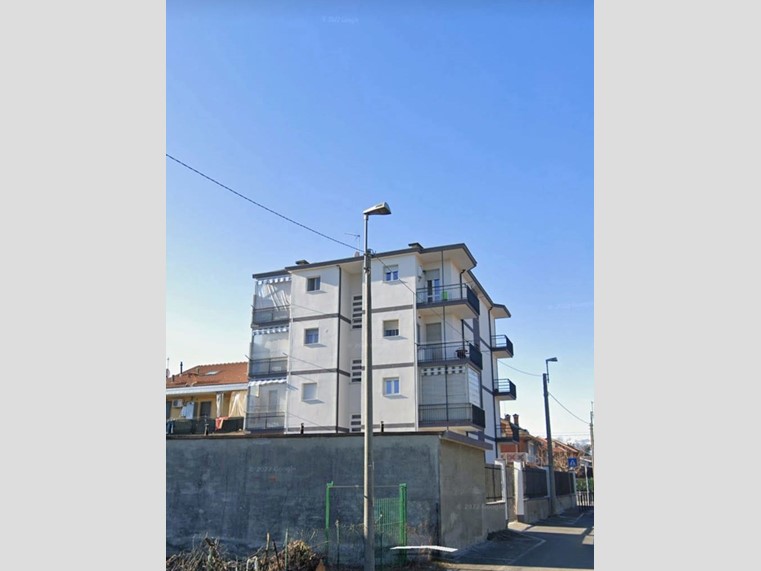 Bilocale in Vendita a Pianezza, 75'000€, 65 m²