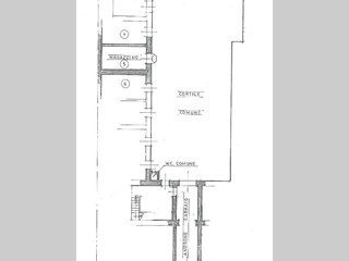Magazzino in Affitto a Torino, 300€, 25 m²