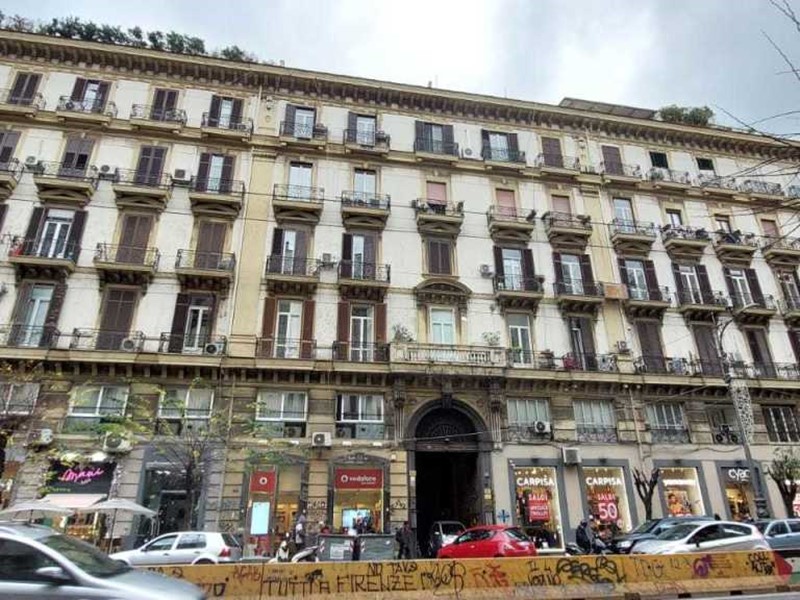 Quadrilocale in Vendita a Napoli, 330'000€, 90 m²