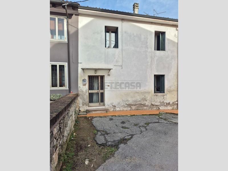 Casa Semi Indipendente in Vendita a Altavilla Vicentina, 55'000€, 80 m²