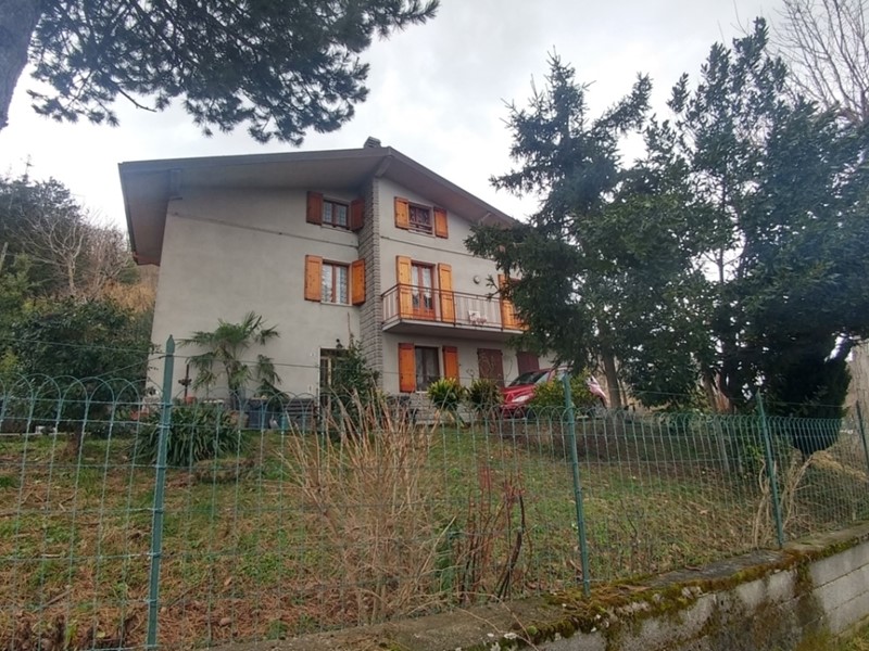 Casa Indipendente in Vendita a Zocca, 148'000€, 350 m², con Box