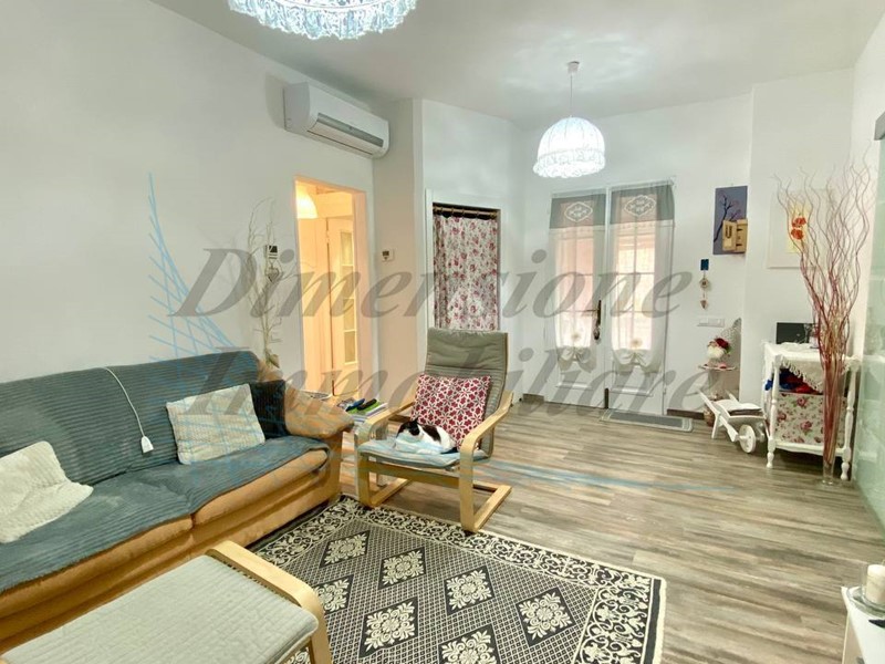 Casa Semi Indipendente in Vendita a Cecina, 275'000€, 120 m², con Box