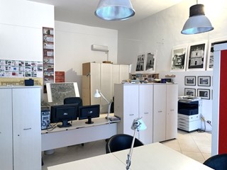 Immobile commerciale in Affitto a Anagni, 620€, 60 m²