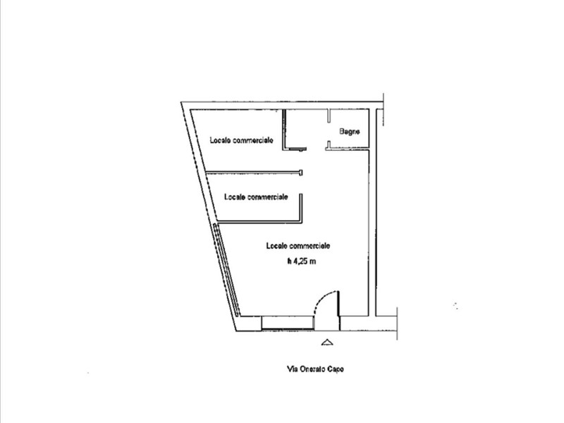 Immobile commerciale in Affitto a Anagni, 650€, 