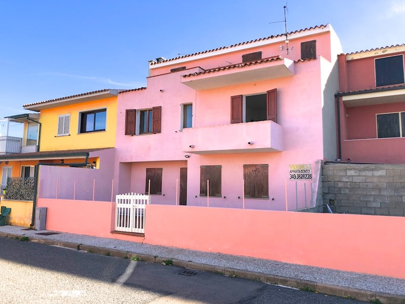 Appartamento in Vendita a Santa Teresa Gallura, 200'000€, 98 m², arredato