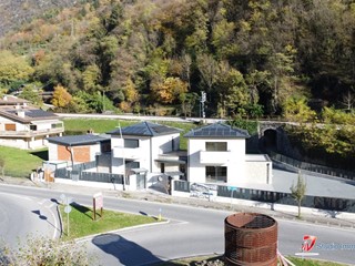 Villa in Vendita a Capo di Ponte, 395'000&euro;, 185 m²