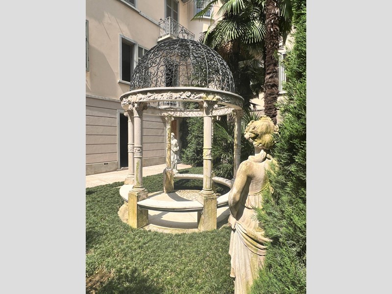 Appartamento in Vendita a Bergamo, zona Centrale, 980'000€, 300 m²