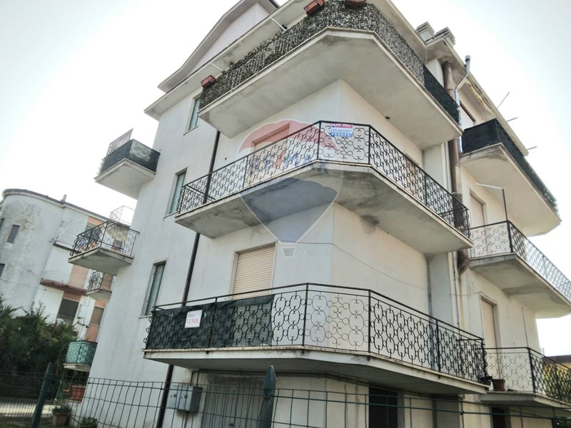Appartamento in Vendita a Pontecorvo, 99'000€, 159 m²