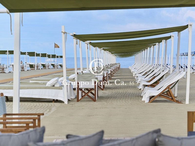 Attività commerciale in Vendita a Pietrasanta, 2'700'000€, 6512 m²