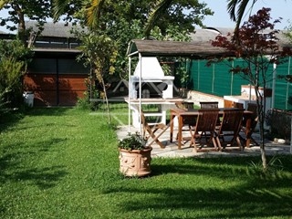 Villa bifamiliare in Vendita a Castelnuovo Magra, zona Molicciara, 250'000€, 254 m², arredato