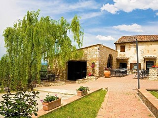 Casale in Vendita a Monteriggioni, 2'500'000€, 1600 m²