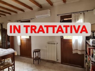 Casa Indipendente in Vendita a Terricciola, zona Le Case, 235'000&euro;, 130 m²