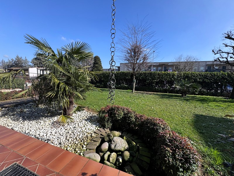 Villa in Vendita a Castelcovati, 360'000€, 290 m², arredato