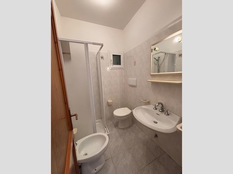 Bilocale in Vendita a Trinità d'Agultu e Vignola, 70'000€, 47 m², arredato, con Box