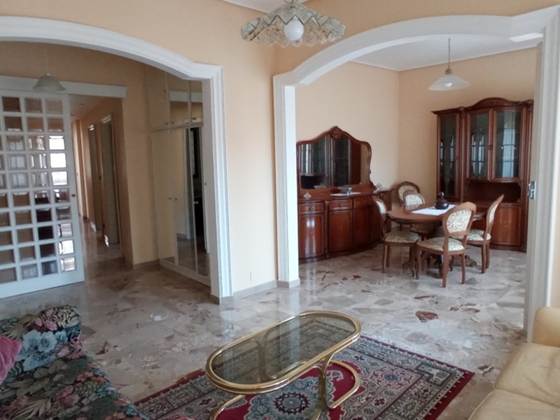 Appartamento in Vendita a Ragusa, 129'000&euro;, 140 m², arredato, con Box