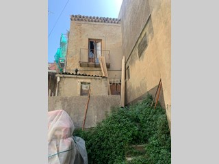 Casa Indipendente in Vendita a Enna, 25'000€, 73 m²