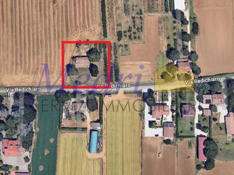 Casa Indipendente in Vendita a Cesena, zona Sant'egidio, 245'000€, 300 m²