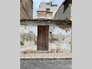 Casa Indipendente in Vendita a Vittoria, zona Via Bari n. 105/Vico Magenta, 110 m²