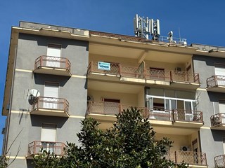 Appartamento in Vendita a Alcamo, zona VIALE EUROPA, 83'000&euro;, 106 m²