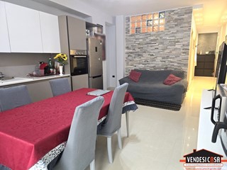 Bilocale in Vendita a Adelfia, 115'000€, 65 m²