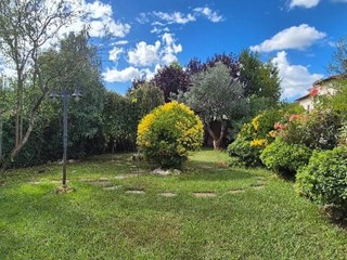 Villa in Vendita a Pisa, 585'000€, 170 m²