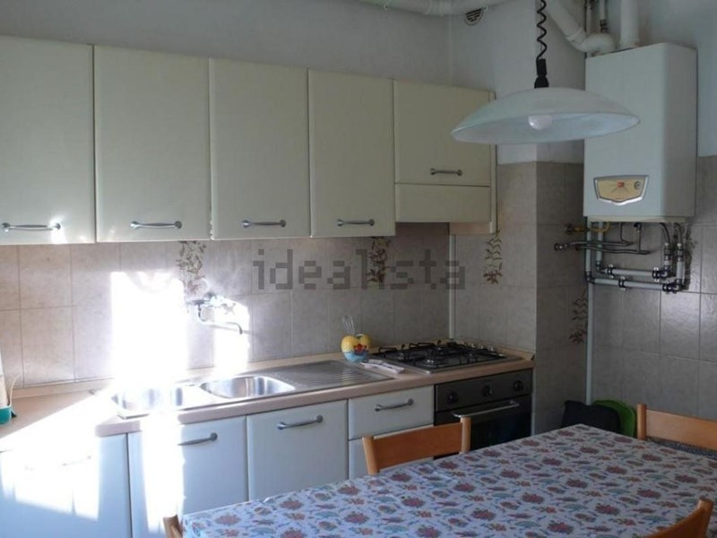 Quadrilocale in Vendita a Carrara, 125'000€, 85 m²