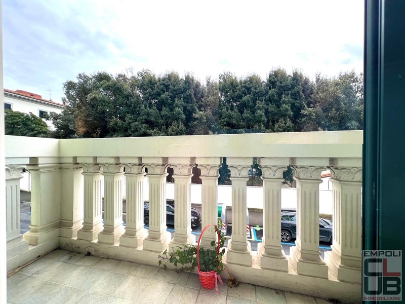 Villa bifamiliare in Vendita a Empoli, 300'000€, 130 m²