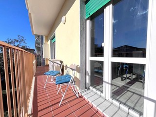 Trilocale in Vendita a Massa, zona Marina di Massa, 280'000€, 72 m², arredato