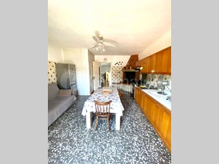 Casa Indipendente in Vendita a Tuglie, 95'000€, 191 m²