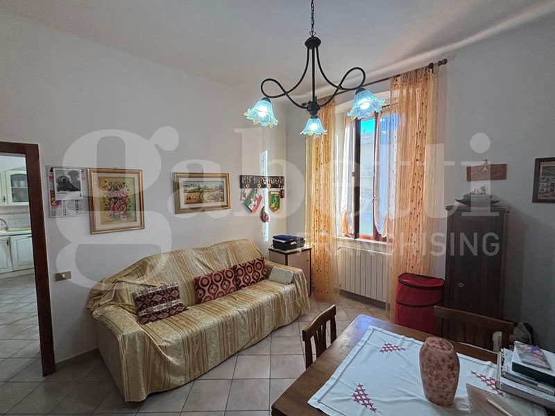 Trilocale in Vendita a Massa Marittima, 69'000€, 64 m², arredato
