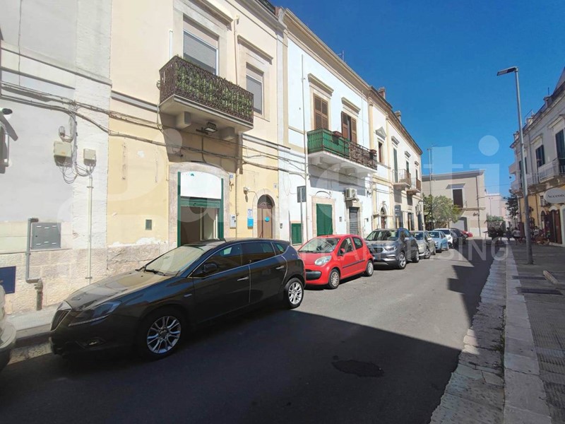 Negozio in Vendita a Bari, 60'000€, 30 m²