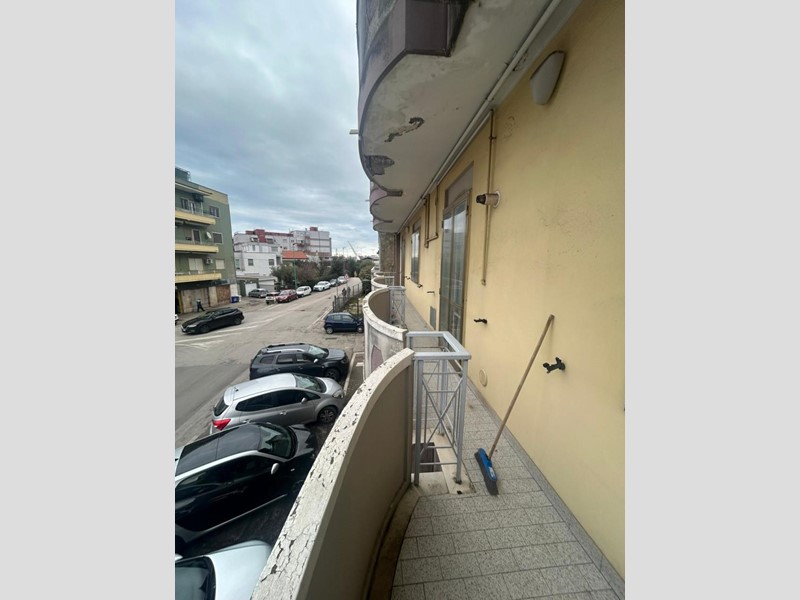 Quadrilocale in Vendita a Pescara, 176'000&euro;, 150 m², arredato