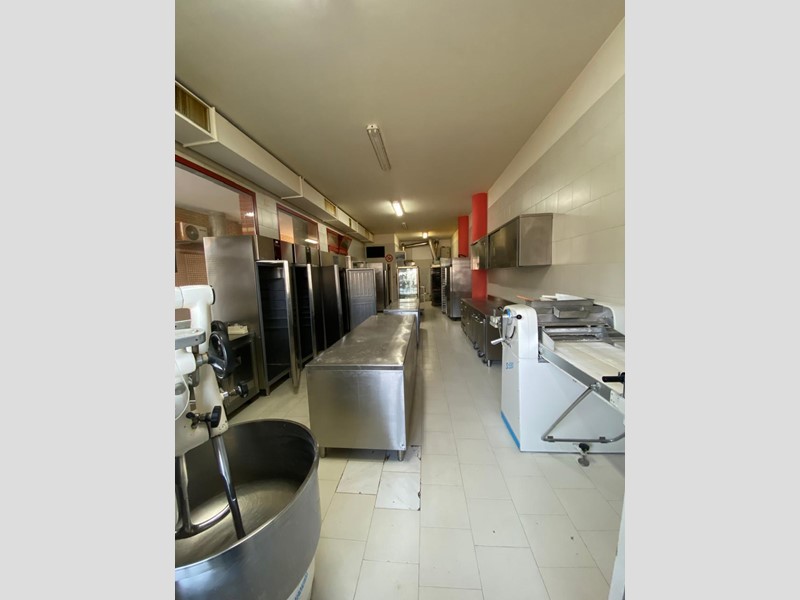 Attività commerciale in Vendita a Rimini, 145'000€, 78 m²