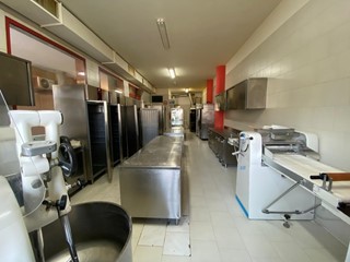 Attività commerciale in Vendita a Rimini, 145'000€, 78 m²