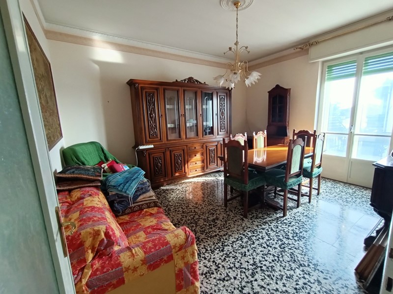 Trilocale in Vendita a Castel San Giovanni, 83'000€, 90 m², arredato